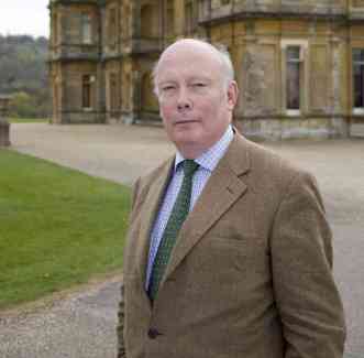 julian-fellowes_custom-c48719149534279f38f23f2324ea101b13cf605a-s6-c10